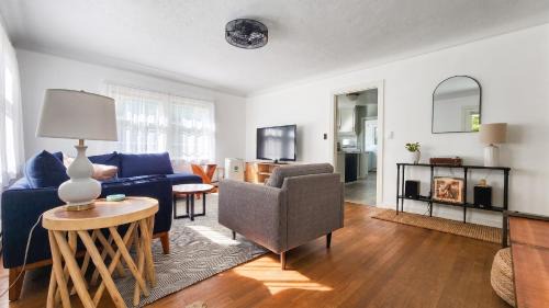 Hoodsport House | Hoodsport Getaway Walkable and Family friendly