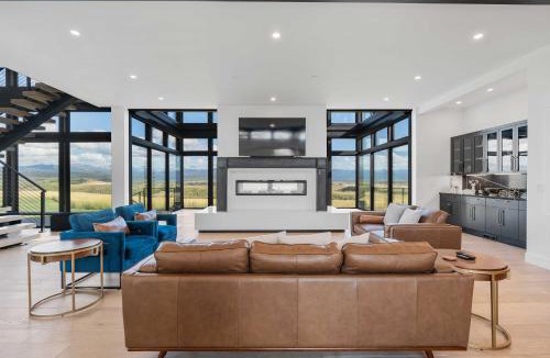 Tetonia House | Hot Tub, 23 Mi to Grand Targhee: Luxe Retreat