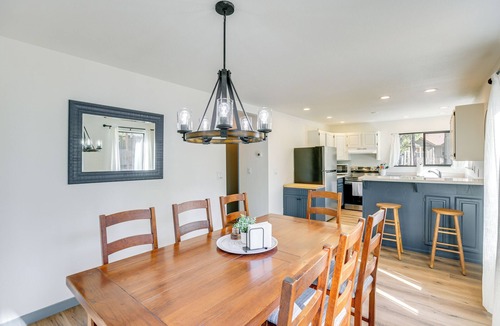 Sunriver Cottage | Hot Tub & Community Perks: Sunriver Retreat