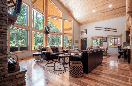 Island Park House | Hot Tub, Firepit, Large Deck, Game Room, Secluded Mtn Views, 20 min to Park | Yellowstone Escape