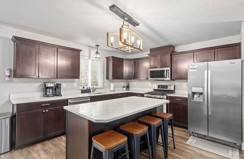 Coeur d'Alene House | Hot Tub & Midtown Modern - Construction Special