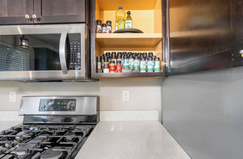 Coeur d'Alene House | Hot Tub & Midtown Modern - Construction Special