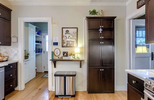 Downtown Omaha House | Hot Tub | Midtown Omaha | Fire Pit | Close to Zoo