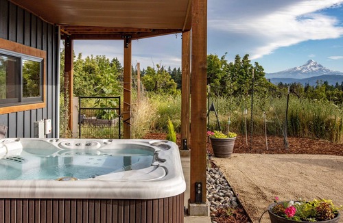 Husum House | Hot Tub, Perched Above & Overlooking Columbia & White Salmon Rivers