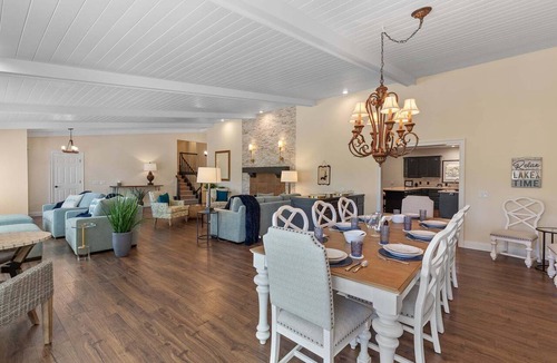 Hayden Lake House | Hot Tubs, Pine Trees & Perfect Stays
