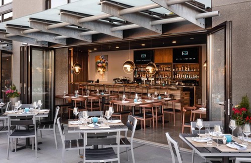 Southcenter Hotel | Hotel Interurban Seattle Airport SeaTac