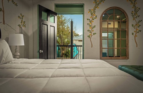 Biloxi Hotel | Hotel Mojo