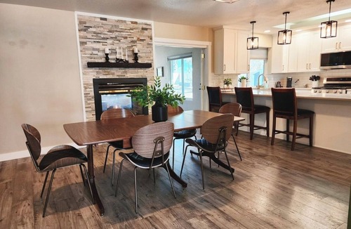 Coeur d'Alene House | Huge Family Home with Multiple Living Areas