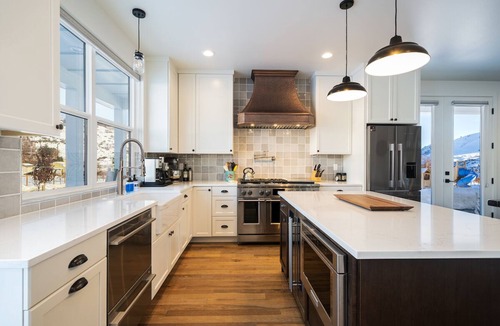 Chelan House | Hummingbird Haven at Chelan Lookout Vacation Rentals