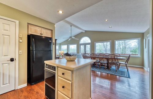 Silver Point Cabin | Hurricane Hideaway at Center Hill Lake