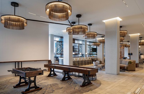 Lloyd District Hotel | Hyatt Regency Portland at the Oregon Convention Center