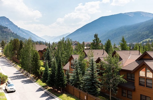 Mountain House Condo | Ideal Location Between River Run & Mountain House Base Area w/Mountain Views
