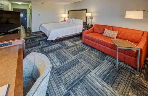 Southaven Hotel | Ideal Room for Exploring Memphis Landmarks & Cultural Sites Nearby