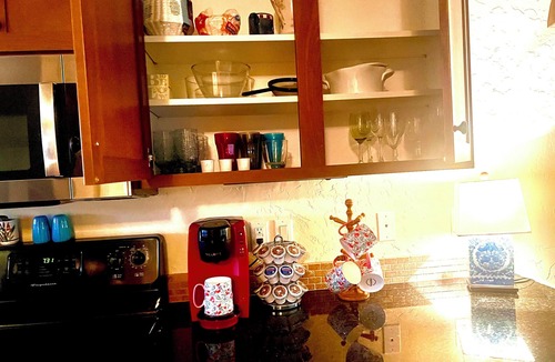 Coeur d'Alene Condo | Immaculate w/all you need. Min 14 days. CDA 6 miles. Book directly with host.