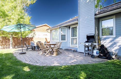 Hailey House | In the Heart of Hailey; Private Pet-friendly 3 Bedroom Home With Garage