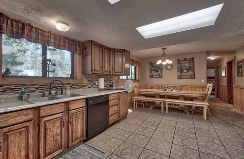 Island Park Cabin | Incredible Cabin Perfect for Family Reunions near Yellowstone, Idaho