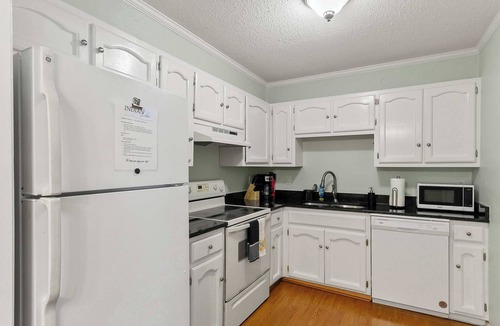 Northport Condo | Indian Lake - Quiet 3BR Home