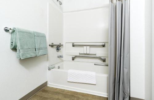 Tuscaloosa Hotel | InTown Suites Extended Stay Tuscaloosa, AL