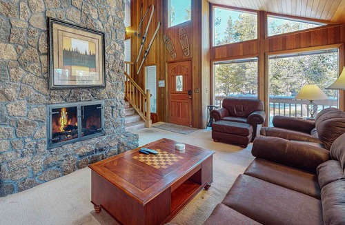 Deer Park House | Inviting Updated Sunriver Home in Great Location with Large Deck, Private Hot Tub
