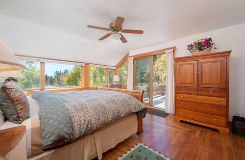 Teton Village House | JHRL - Barry House, 4-bedroom Ski Chalet, steps from Union Pass lift