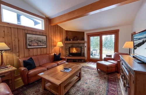 Teton Village House | JHRL - Eagles Rest 16 - Newly renovated, spacious townhome