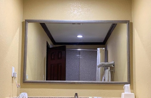 Marion Hotel | Journey Inn