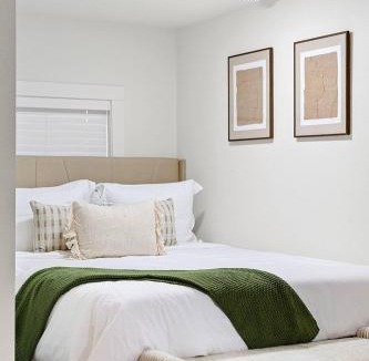 Juanita House | Juanita Bay Cottages B2