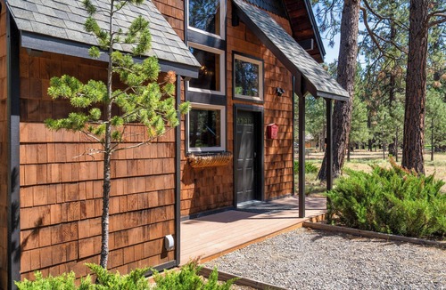 Sisters Cabin | Juniper & Pine Barrel Sauna + Hot Tub Sisters, Oregon