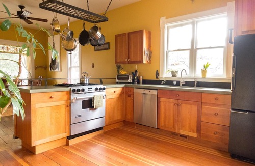 Bozeman House | Just two blocks from Downtown Bozeman, the Dahlia House is a tucked away retreat