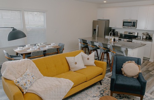 Cornelius House | Kasita Cornelius | king&queen beds | NEW!