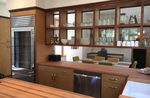 River West House | Khaya- LEED Modern, Walkable to Food & Shops, 100+mbps Wifi, Shuffleboard