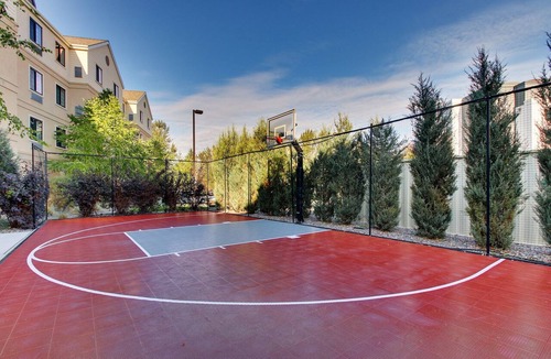 Grant Creek Condo | King Suite. Free Breakfast. Pool & Hot Tub. Airport Shuttle. Great for Business Travelers!