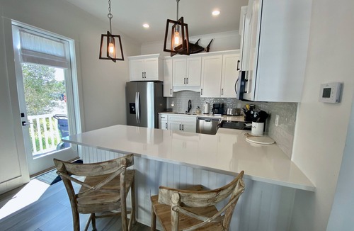 Orange Beach Cottage | Kingfisher Cottage at Tannin - It's time for the Beach! Book Now!