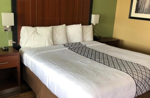 Grants Pass Hotel | Knights Inn Motel