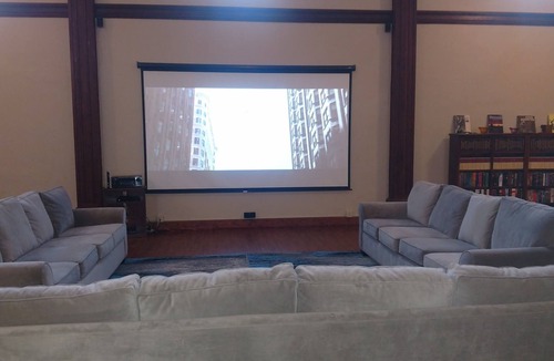 Albany Apartment | Knights of Pythias Loft Downtown Albany, Oregon 2400 Sq Ft Of Space