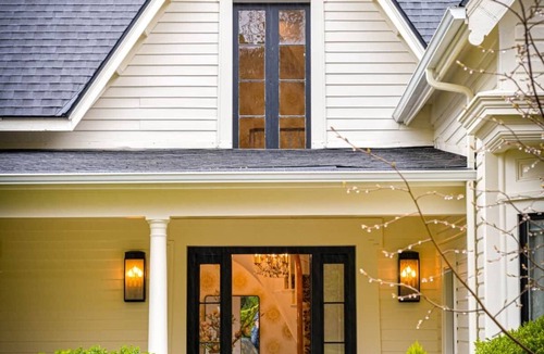 Jacksonville House | Kubli Haus - Suite #3, Kubli Haus - Suite #3 ~ Luxury, Style & Location, 1 block to Britt