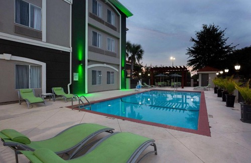 Daphne Hotel | La Quinta by Wyndham Mobile - Daphne