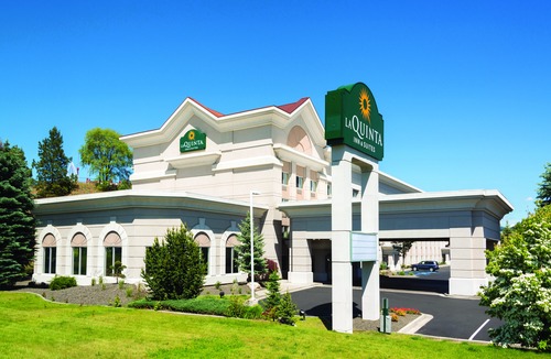 Coeur d'Alene Hotel | La Quinta by Wyndham Coeur D`Alene