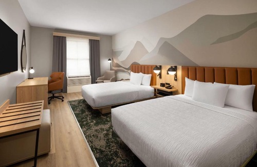 Leavenworth Hotel | La Quinta Inn and Suites by Wyndham Leavenworth