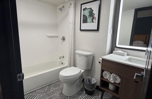 Midvale Hotel | La Quinta Inn by Wyndham Salt Lake City Midvale