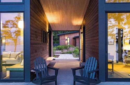 Coupeville House | La Seriné Beachfront Oasis w/Views Coupeville Whidbey
