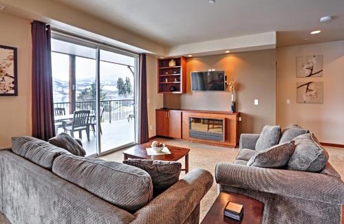 Manson House | Lake Chelan 'Manson Bay' Condo w/Pool Access!