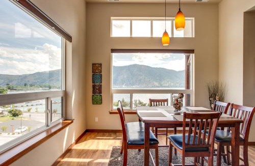 Manson House | Lake Chelan 'Manson Bay' Condo w/Pool Access!