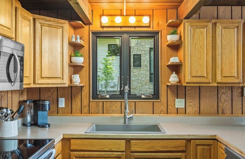 Coeur d'Alene Cabin | Lake Coeur d'Alene Cabin, 4BR Private Dock