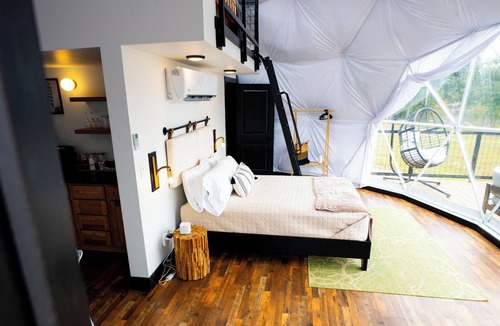 Cedar Bluff Resort | Lake Front Geodesic Dome: Hot Tub & Lake Views