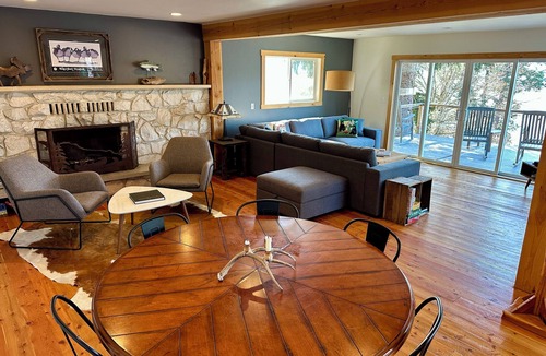 Sandpoint House | Lake Getaway in Sandpoint with Hot Tub