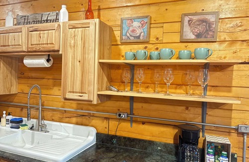 Murfreesboro Cabin | “Lake Greeson Retreat Near Parker’s Creek”