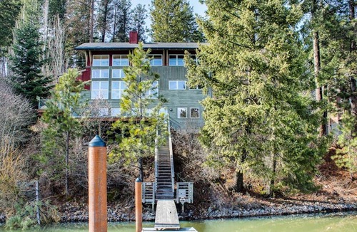 Hayden Lake House | Lake House Private Dock & Decks 4BR