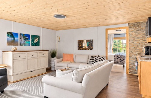 Cheboygan House | Lake Huron Beachfront near Mackinaw City: Kayaks, Hot Tub, Mackinaw Bridge Views