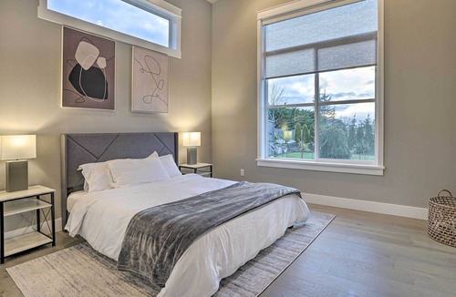 West Lake Stevens House | Lake Stevens Estate w/ Sauna & Hot Tub